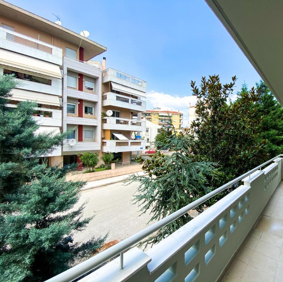 Green Apartment With View Комотини Екстериор снимка